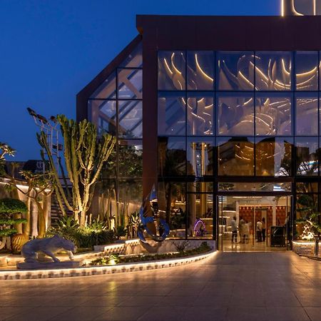 Mirage Hotel & Conference Center Alexandrië Buitenkant foto The entrance of the hotel