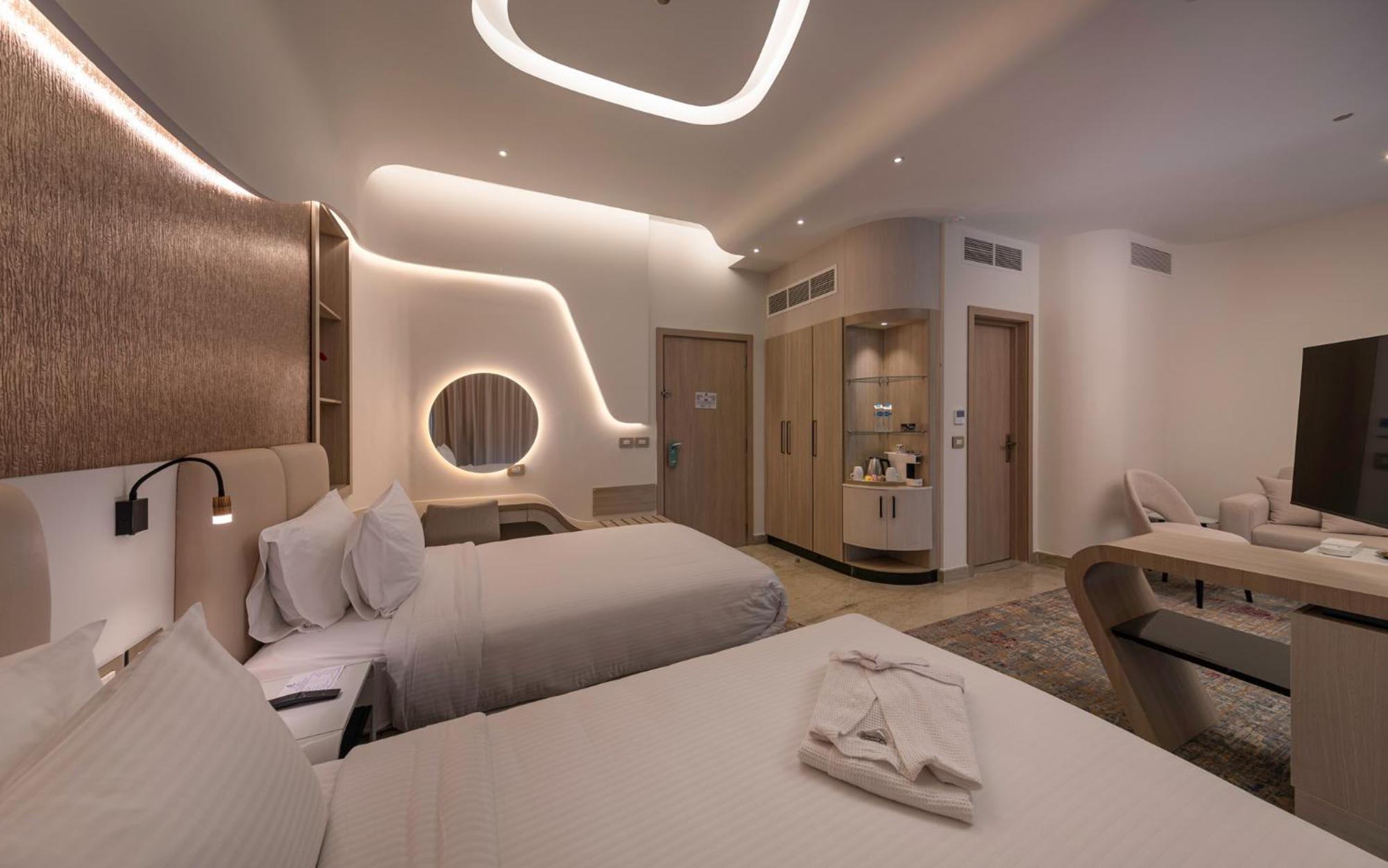 Mirage Hotel & Conference Center Alexandrië Buitenkant foto A room at the hotel