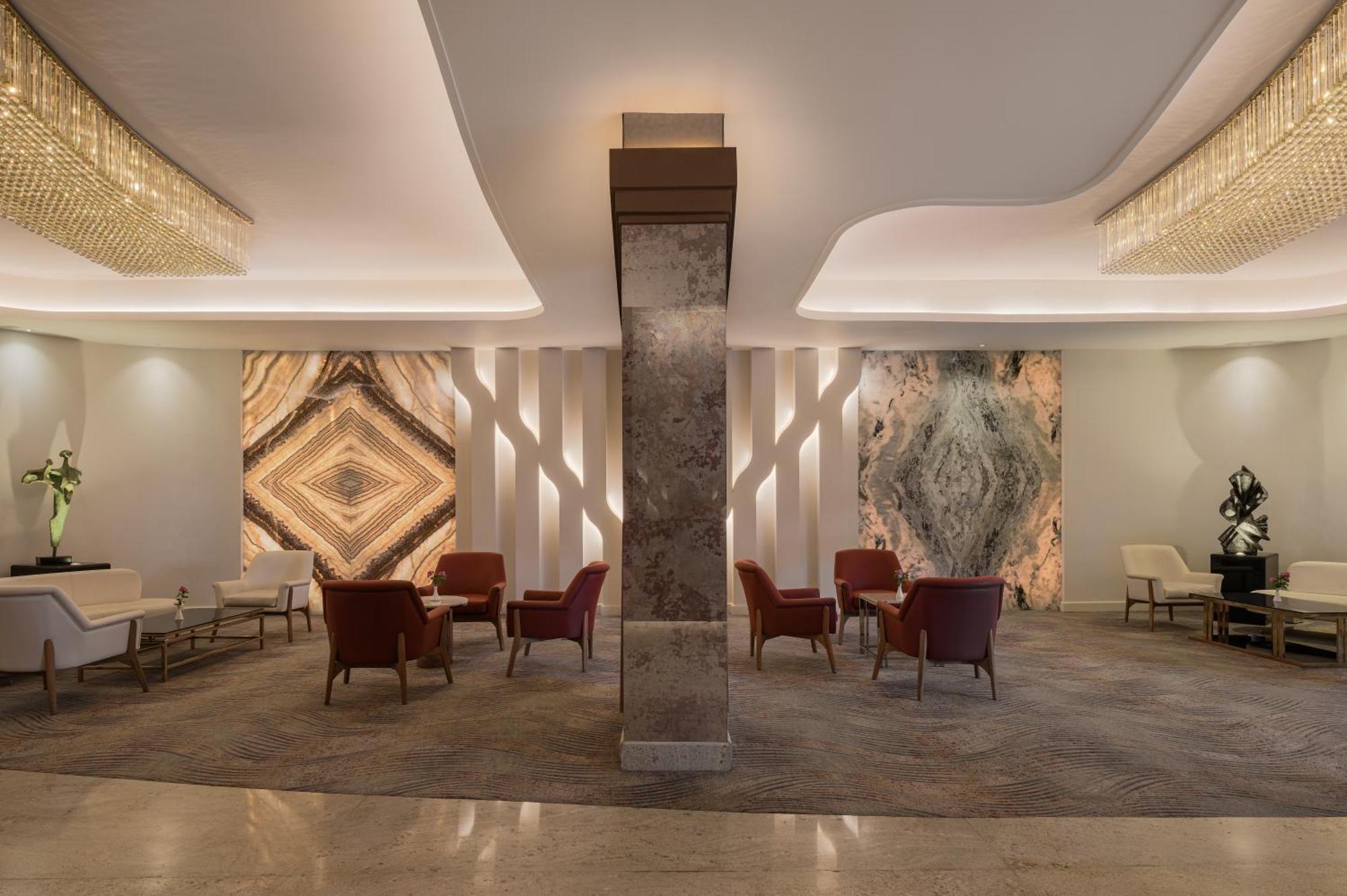 Mirage Hotel & Conference Center Alexandrië Buitenkant foto Lobby