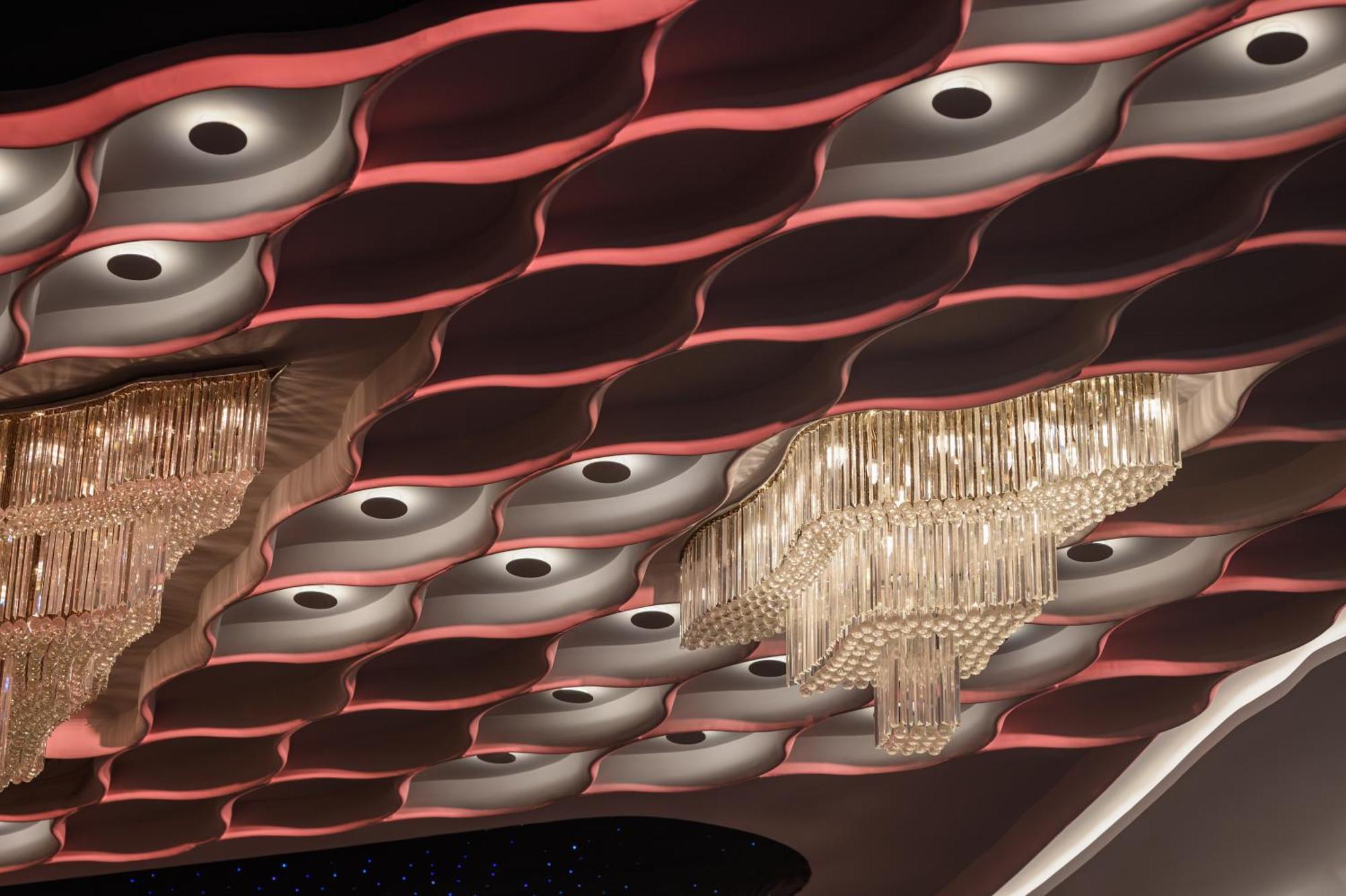 Mirage Hotel & Conference Center Alexandrië Buitenkant foto The ceiling of the main hall